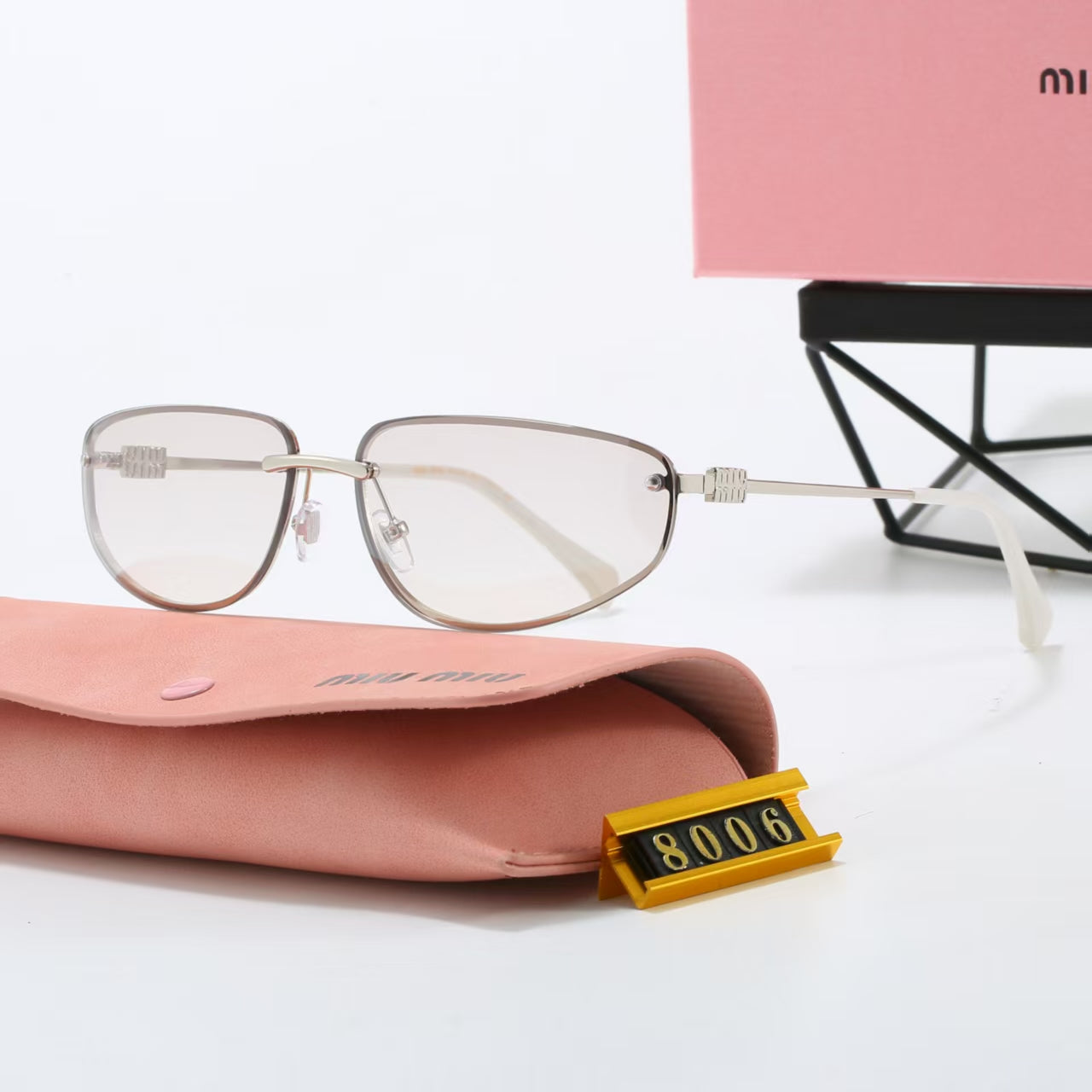 MM 8006
